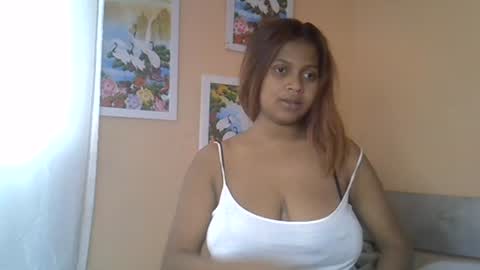Snapshot of rywanna chatting on July 6, 7:05 am rywanna online show from July 6, 7:05 am