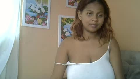 Snapshot of rywanna chatting on July 13, 6:16 am rywanna online show from July 13, 6:16 am