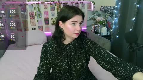 Snapshot of s_katekisa_ss chatting on December 3, 11:02 pm Kate online show from December 3, 11:02 pm