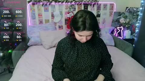 Snapshot of s_katekisa_ss chatting on December 14, 12:22 am Kate online show from December 14, 12:22 am