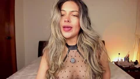 Leslie Beltrn online show from May 12, 5:26 am