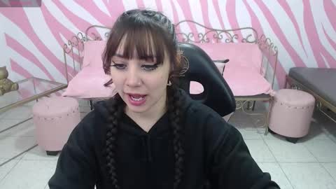 Snapshot of saabrina_ chatting on October 16, 1:12 pm Sabrina online show from October 16, 1:12 pm