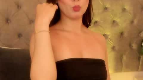 Snapshot of saamyreyes chatting on May 28, 9:12 pm Saamy Reyes online show from May 28, 9:12 pm