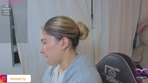 saaya_tay online show from March 17, 3:11 am