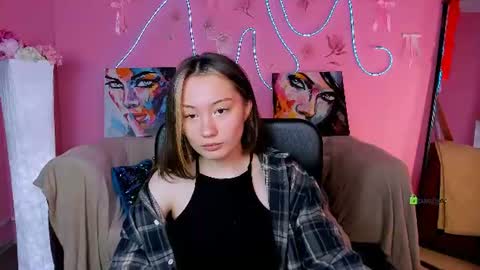 Snapshot of sabina_wul chatting on June 20, 9:12 am Sabina online show from June 20, 9:12 am