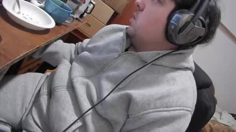 1141323  my Lord Mister Max   moms treasure online show from March 27, 5:56 pm