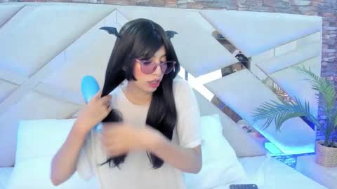 Snapshot of sabrina__smith chatting on January 10, 7:15 pm sabrina online show from January 10, 7:15 pm