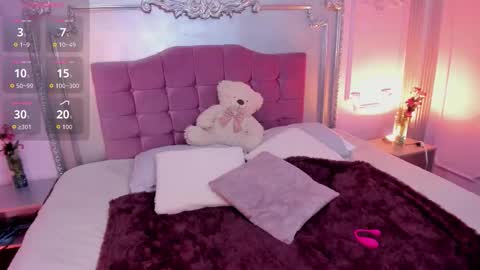 Snapshot of sabrina_cutee chatting on February 19, 3:46 am Sabrinaaa online show from February 19, 3:46 am
