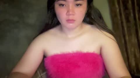 Snapshot of sabrina_miller4 chatting on December 11, 12:54 am Sabrina Miller not into cheap online show from December 11, 12:54 am