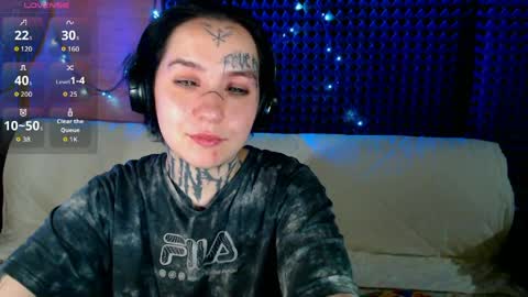 Snapshot of sabrina_raiders_666 chatting on April 2, 11:02 pm Lilith Solar online show from April 2, 11:02 pm