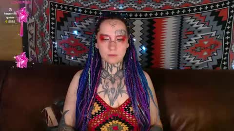 Snapshot of sabrina_raiders_666 chatting on May 22, 8:47 pm Lilith Solar online show from May 22, 8:47 pm