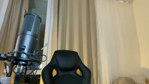 Snapshot of sabrinaanddaniel chatting on January 27, 5:14 am SabrinaDaniel online show from January 27, 5:14 am