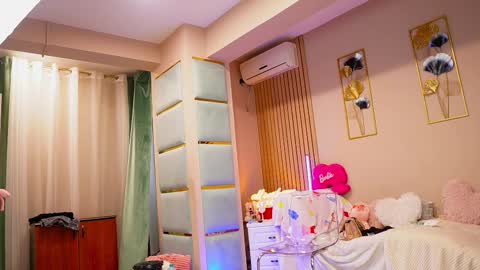 Snapshot of sabrinajadex chatting on February 3, 5:38 am SabrinaJade online show from February 3, 5:38 am