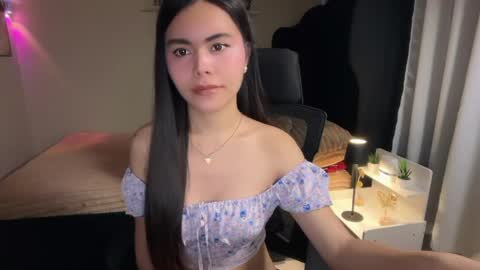 sabrinamadonna54 online show from May 28, 5:38 am