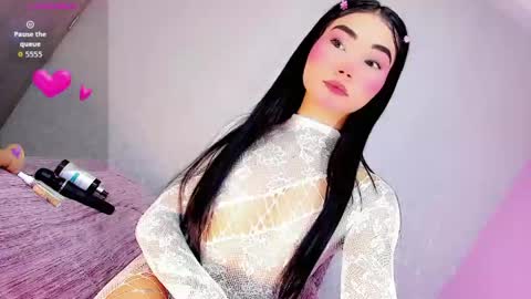 sabrinasandoval21 online show from May 15, 6:09 am