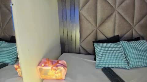 S A B R I N A  online show from February 6, 11:35 am