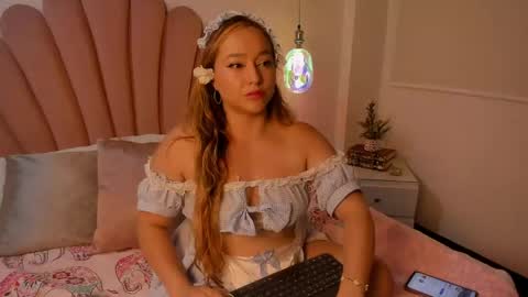 Sabrina Vantress online show from May 29, 5:05 am