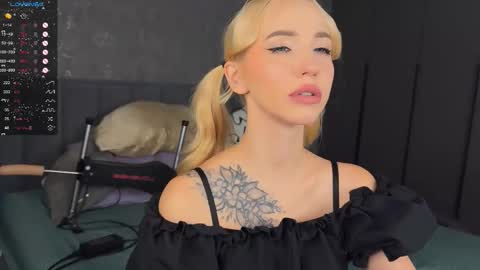 Snapshot of sabrinkaa chatting on March 14, 10:48 pm Sabi Ryder new acc online show from March 14, 10:48 pm