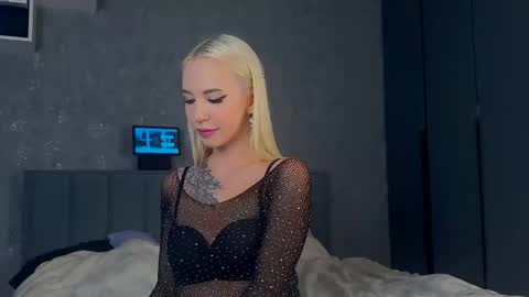 Snapshot of sabrinkaa chatting on May 10, 2:33 pm Sabi Ryder new acc online show from May 10, 2:33 pm
