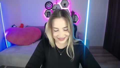 Sabrina Violet online show from October 6, 8:12 am