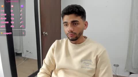 Snapshot of sack_rojas chatting on February 14, 5:51 am Sack online show from February 14, 5:51 am