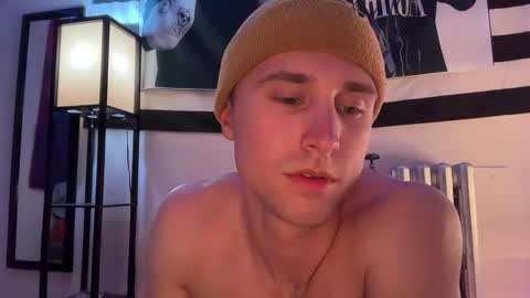 sadboiryan online show from January 10, 4:58 am