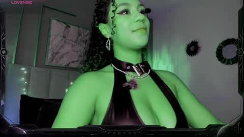 Sophie online show from May 10, 5:23 am
