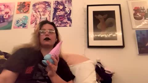 Snapshot of sadgirlsocial chatting on November 6, 6:58 am sweet angel baby online show from November 6, 6:58 am