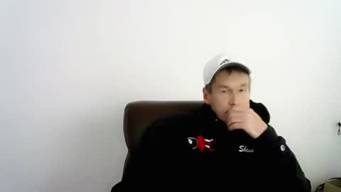 Snapshot of sae1900 chatting on November 29, 6:22 pm sae1900 online show from November 29, 6:22 pm