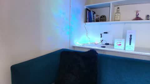 Cami online show from November 30, 7:45 am