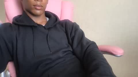 Snapshot of saeonyx chatting on March 11, 4:57 pm Saeonyx online show from March 11, 4:57 pm