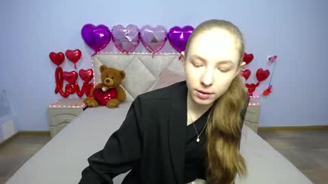 Safira Furacao online show from March 6, 3:56 pm