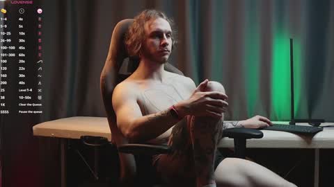 Adam online show from February 4, 4:29 pm