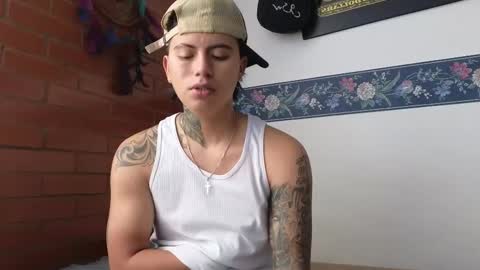 Sahara y Thiago online show from February 18, 2:02 pm