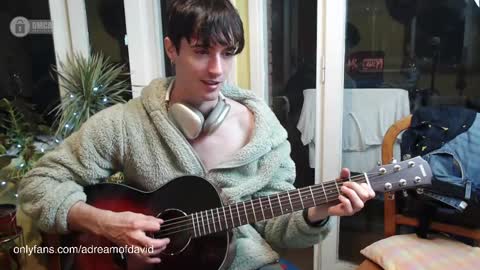 Snapshot of sahueso chatting on March 4, 10:27 pm David Sahueso online show from March 4, 10:27 pm