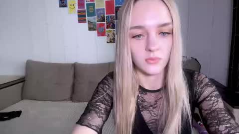 Snapshot of sailormoon666_ chatting on February 10, 1:33 pm Sofia online show from February 10, 1:33 pm
