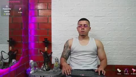 Snapshot of sainix_ chatting on February 12, 2:50 am sainix_ online show from February 12, 2:50 am