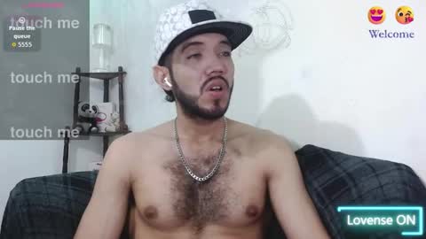 Snapshot of saint_castle chatting on February 8, 6:06 am Saint Castle online show from February 8, 6:06 am