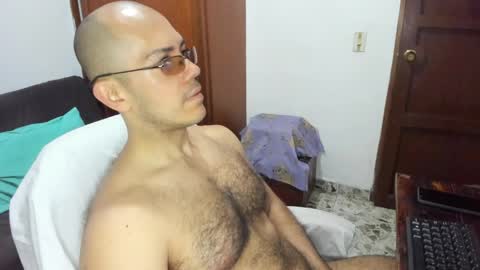 saintedy01 online show from April 28, 12:21 pm