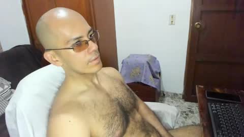 saintedy01 online show from May 21, 1:51 pm