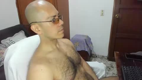 Snapshot of saintedy01 chatting on July 14, 12:44 pm saintedy01 online show from July 14, 12:44 pm