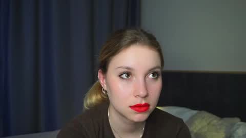 Ariel online show from May 18, 7:52 pm