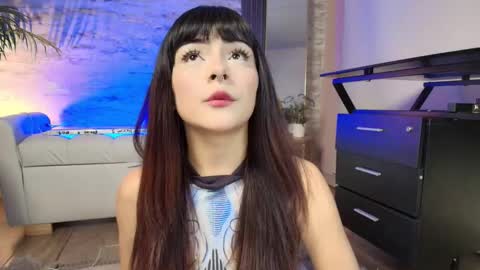 Sakura Moss online show from December 21, 6:20 am