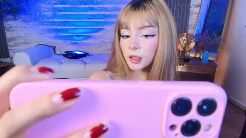 Snapshot of sakuramoss chatting on April 11, 8:40 am Sakura Moss online show from April 11, 8:40 am