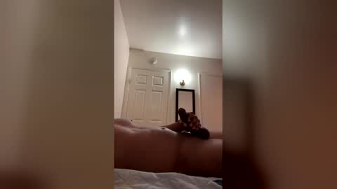 salazardavilamartin0209 online show from May 24, 6:57 pm
