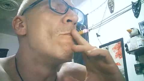 salem7419 online show from March 13, 8:54 am