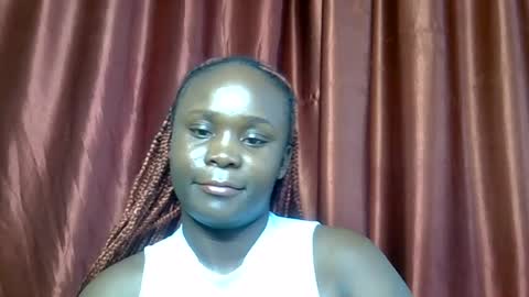 Snapshot of sally_bee1 chatting on June 17, 6:20 pm sally_bee1 online show from June 17, 6:20 pm