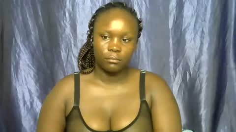 Snapshot of sally_bee1 chatting on July 16, 11:05 am sally_bee1 online show from July 16, 11:05 am