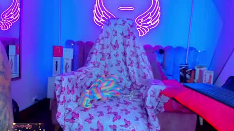 Snapshot of sallybrown_ chatting on May 3, 8:59 pm miss Sally online every night from 1am to 8am Colombia time online show from May 3, 8:59 pm
