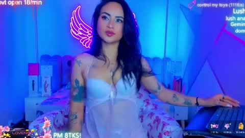 Snapshot of sallybrown_ chatting on May 25, 9:10 pm miss Sally online every night from 1am to 8am Colombia time online show from May 25, 9:10 pm